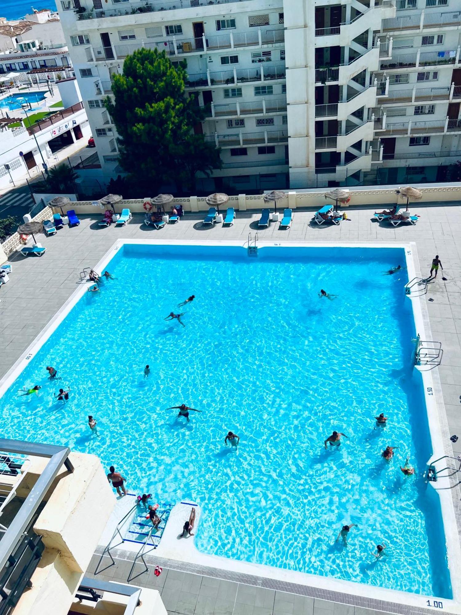 Torremolinos Carihuela Nucleo Cristal Apartment Exterior photo